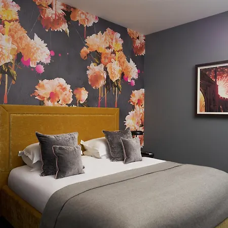 Malmaison Reading-2